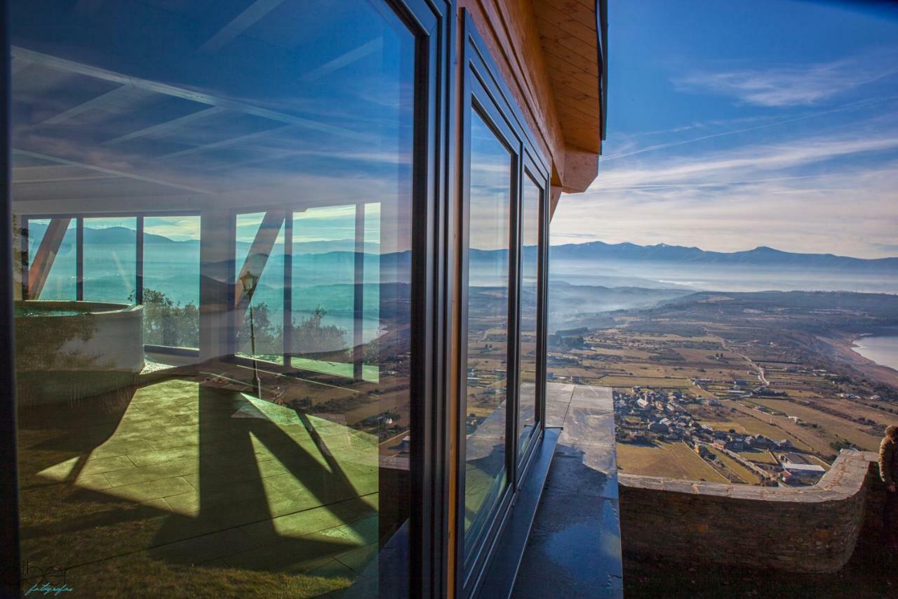 The Rock Suites & Spa Congosto Exteriér fotografie