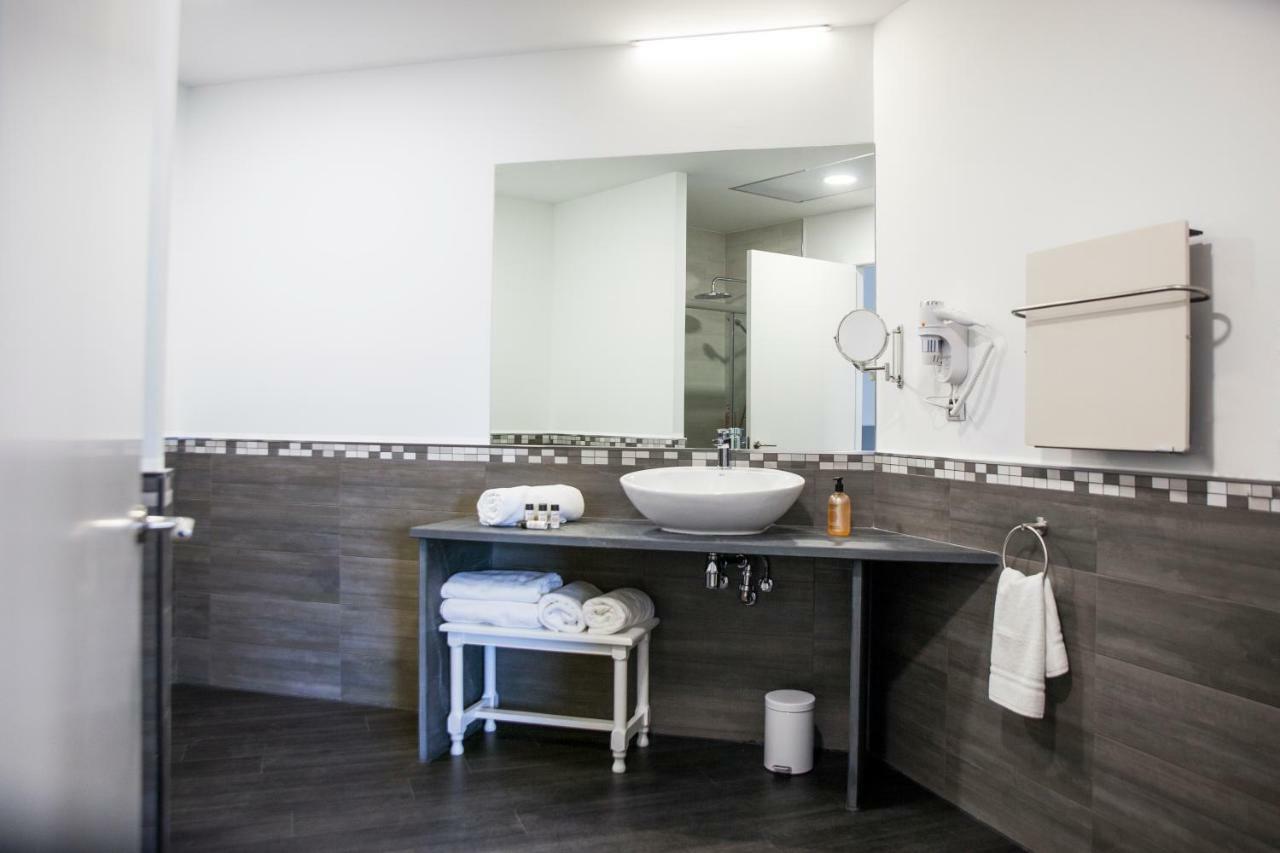 The Rock Suites & Spa Congosto Exteriér fotografie